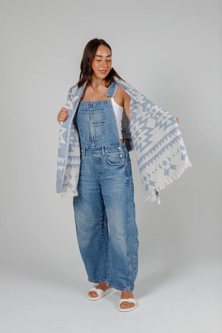 Tofino Towel | The Coast Towel | blue