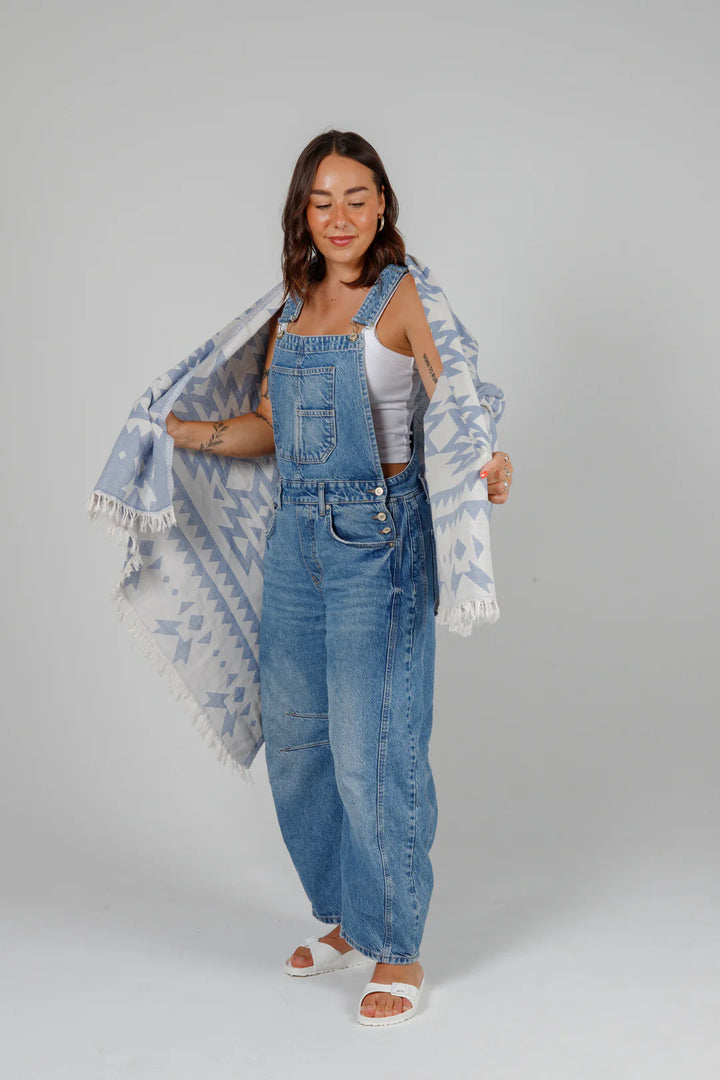 Tofino Towel | The Coast Towel | blue
