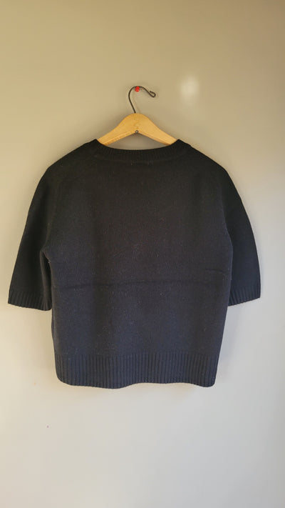 NAIF | HOLLY SWEATER | BLACK