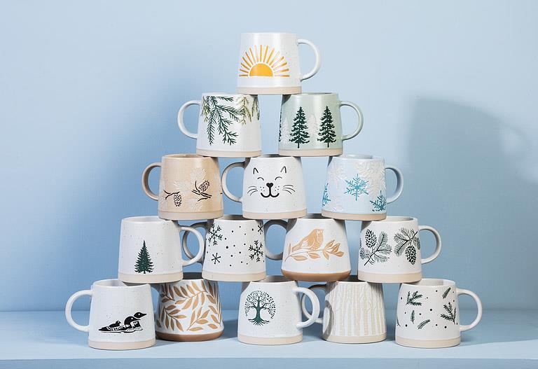 Wide Base Mug | blue snowflakes