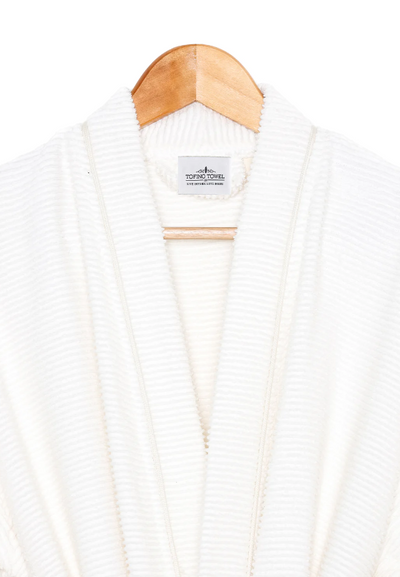 The Arnet Robe | white