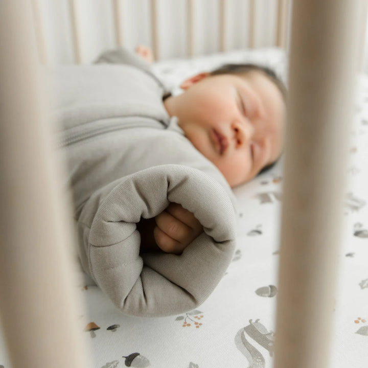 Perlimpinpin Bamboo Fitted Crib Sheet | squirrel