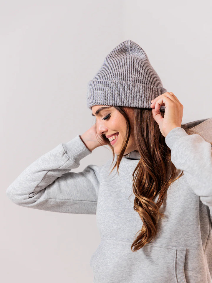 APRES ACTIF - 100% Merino Wool Beanie | Grey