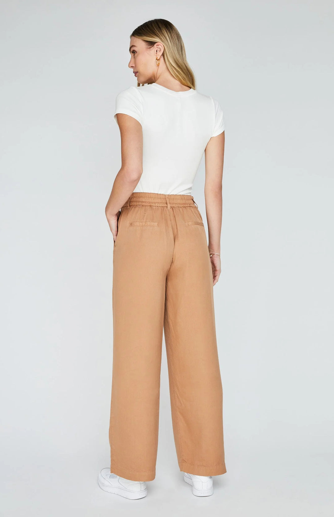 GENTLE FAWN | ICON CLARA TEE | WHITE