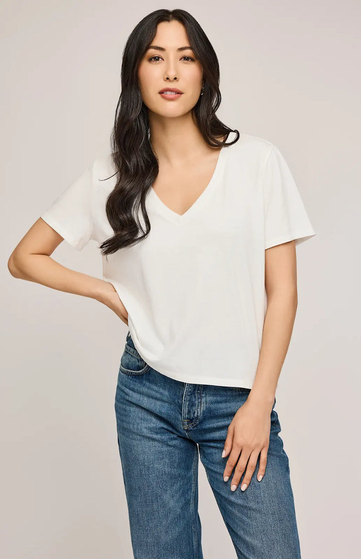 GENTLE FAWN | ICON LUCY COTTON TEE | WHITE