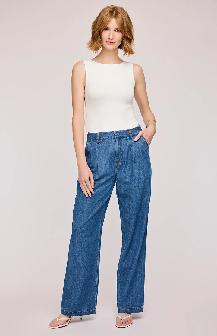 GENTLE FAWN | ICON NAIA TANK | WHITE