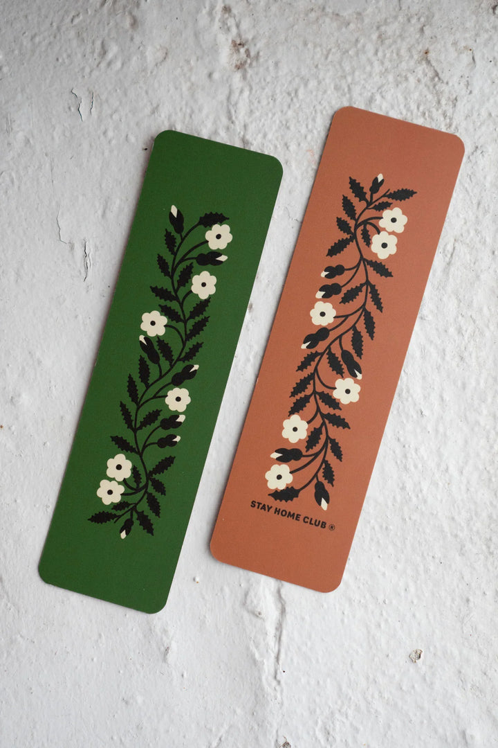STAY HOME CLUB - BOOKMARK - GARLAND