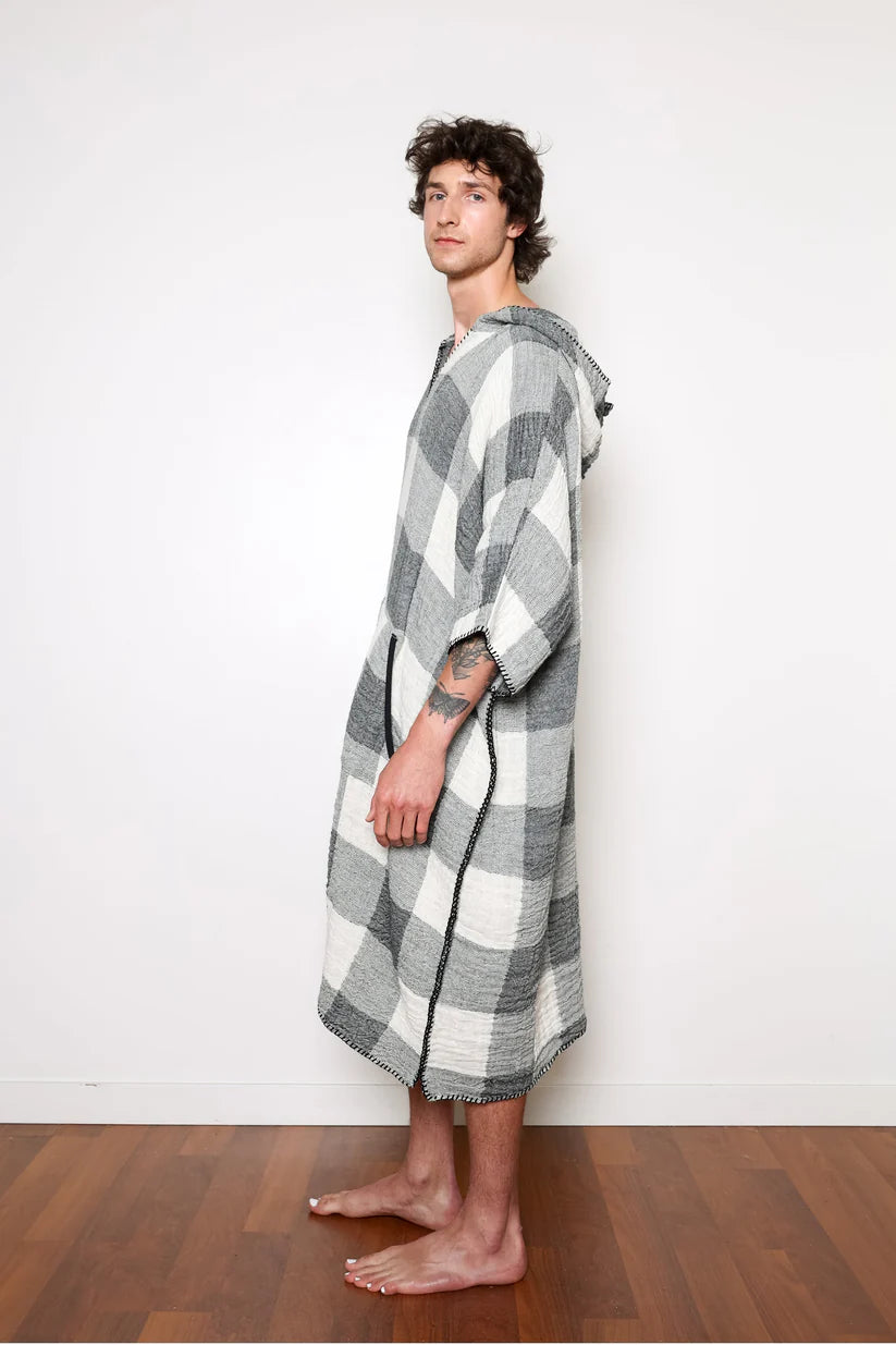 TOFINO TOWEL | MEN'S COCOON SURF PONCHO | LIMITED EDITION PEBBLE
