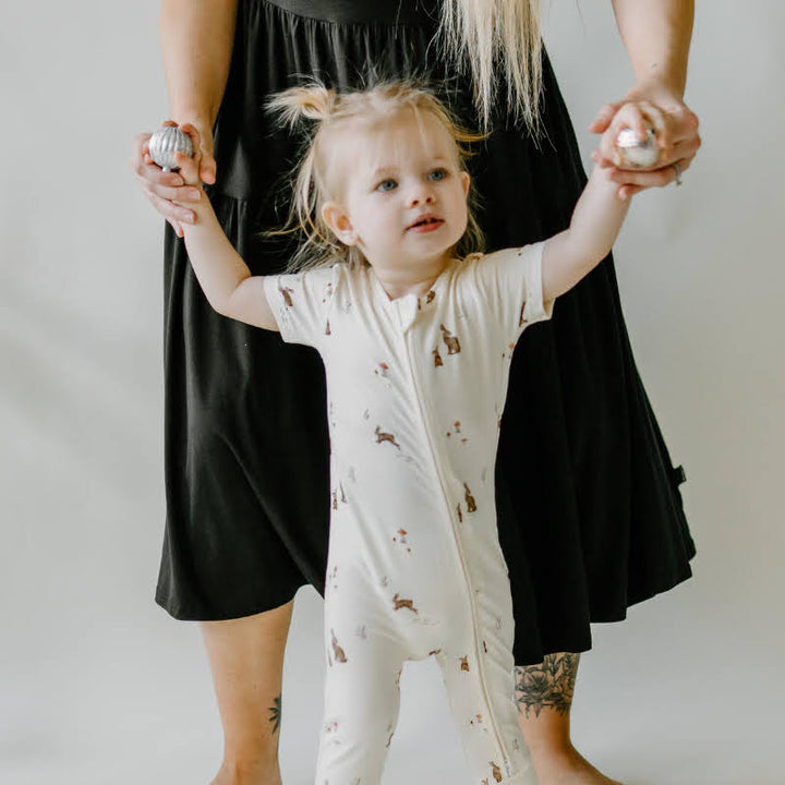 Belan J. | Bamboo Short Sleeve Zipper Romper | Bunnies