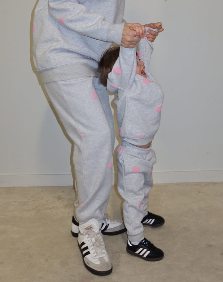BRUNETTE THE LABEL | ALL OVER PUFF HEART JOGGERS | PEBBLE GREY/BABY PINK