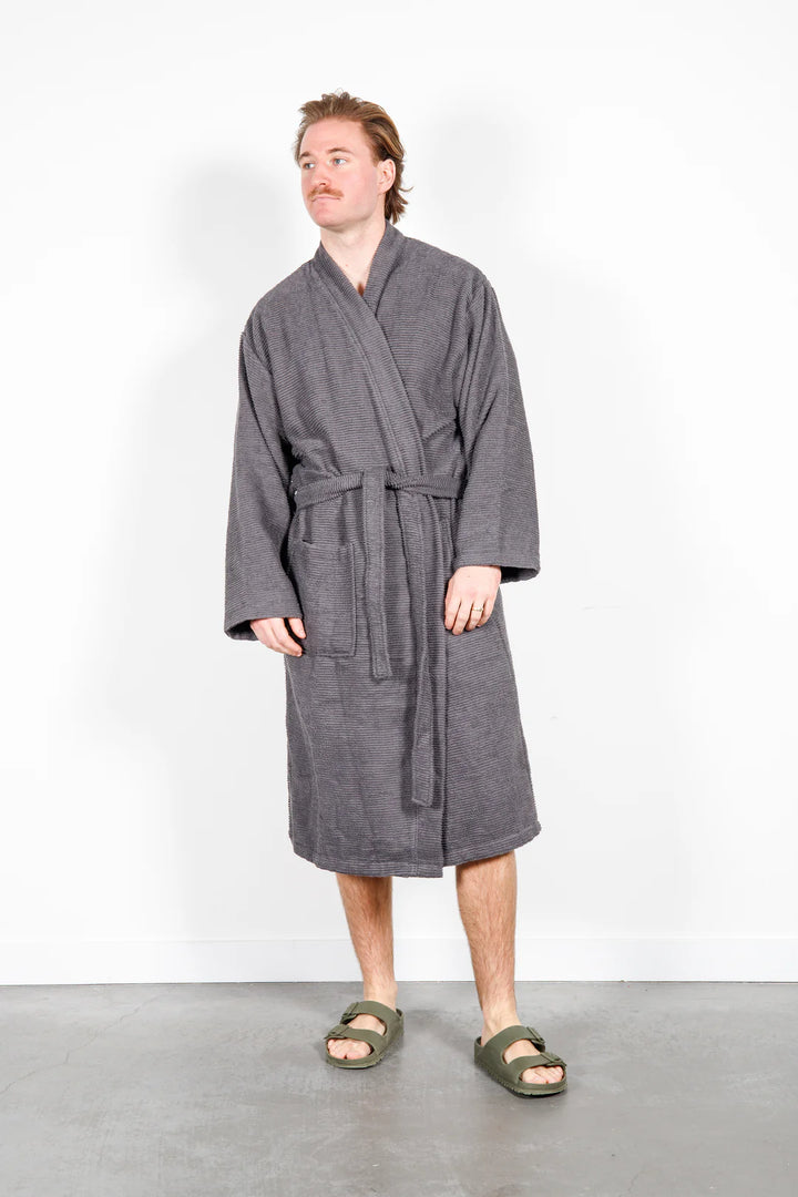 The Arnet Robe | charcoal