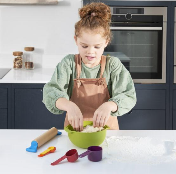 Joseph Joseph | essential baking set