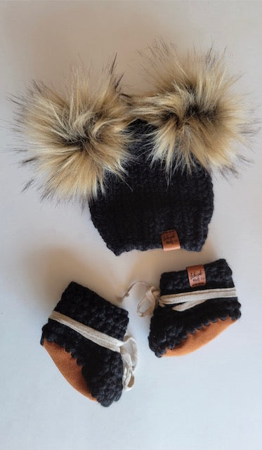 Knit Baby Hat & Bootie Gift Set | black | handmade in Ontario Canada