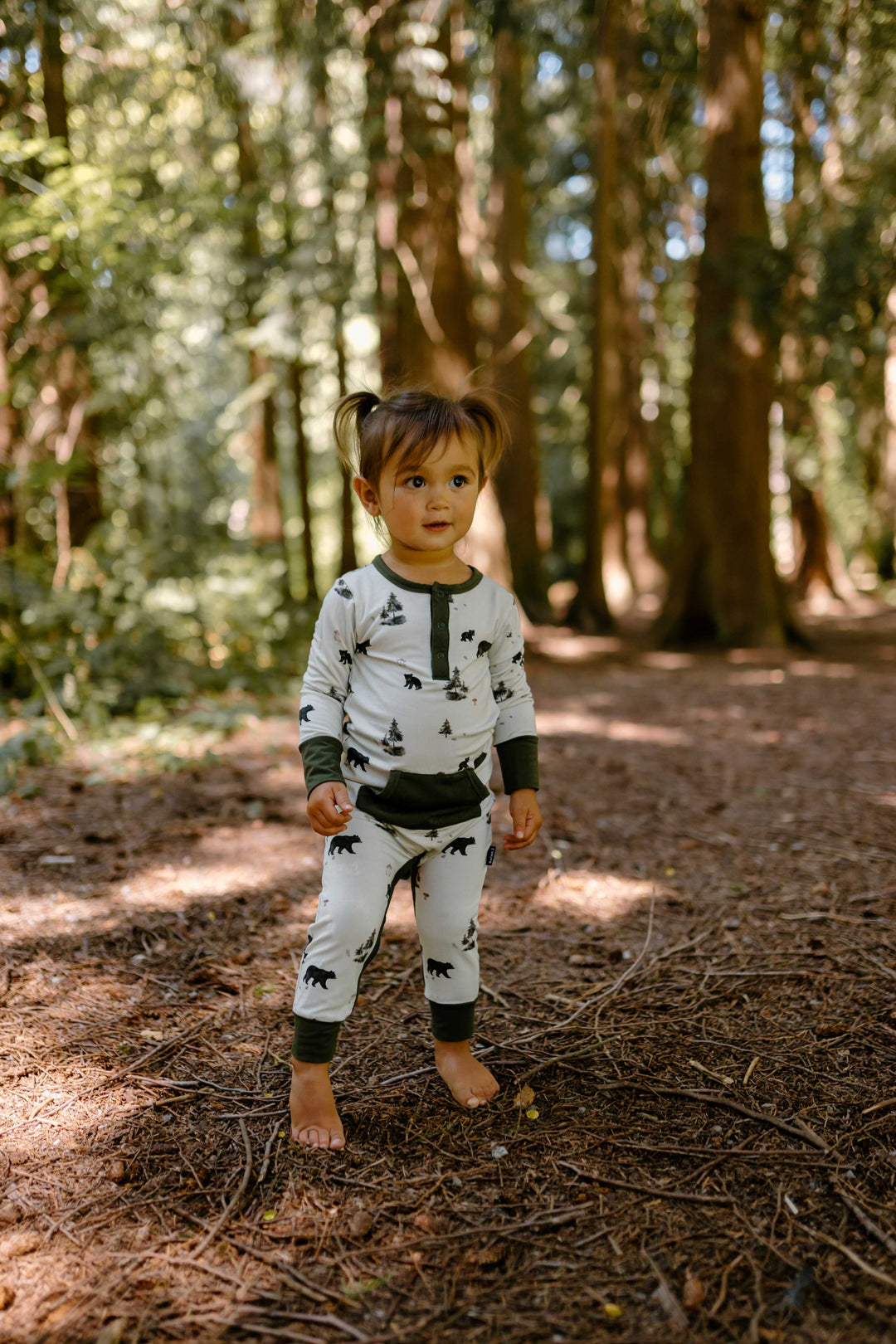 Long Sleeve Pocket Romper | black bears