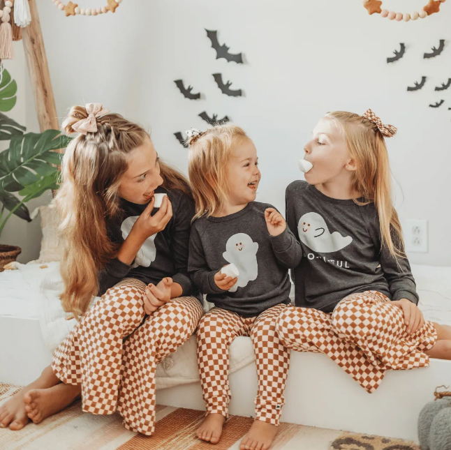 Little & Lively | Boo-ti-ful Pullover | charcoal