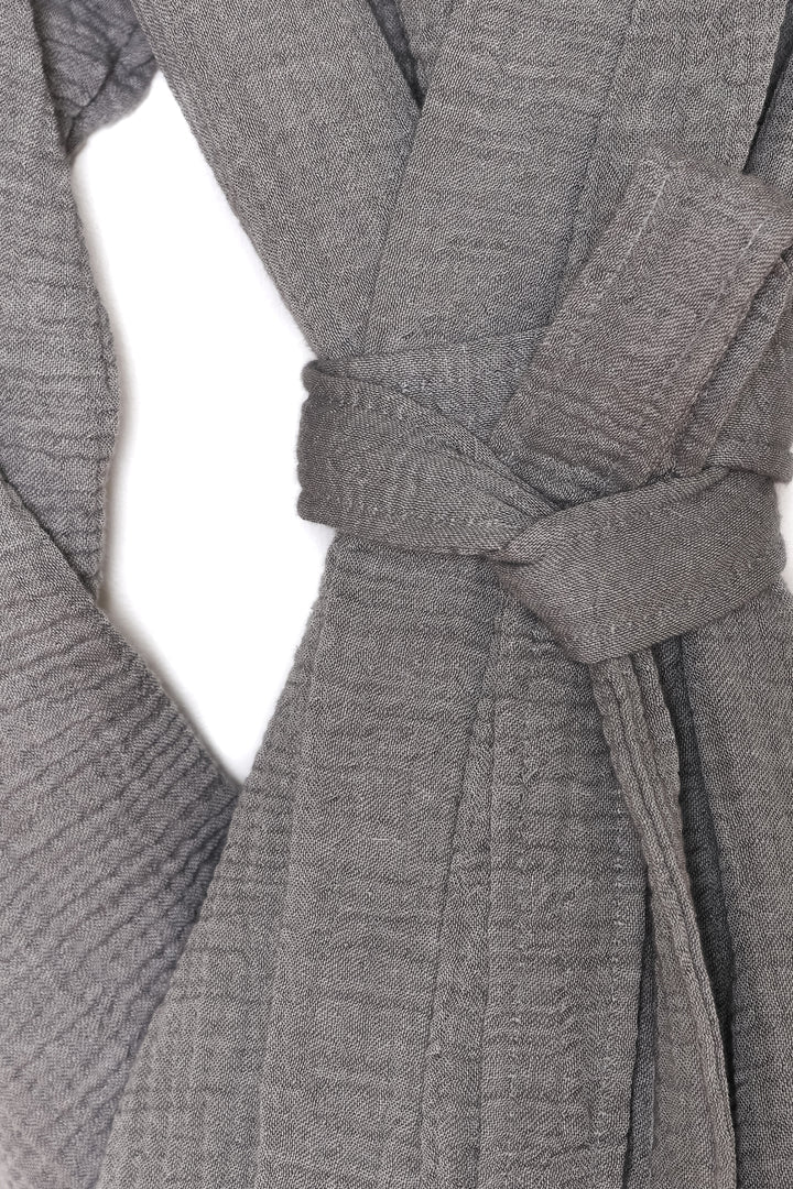 The Quest Robe | grey