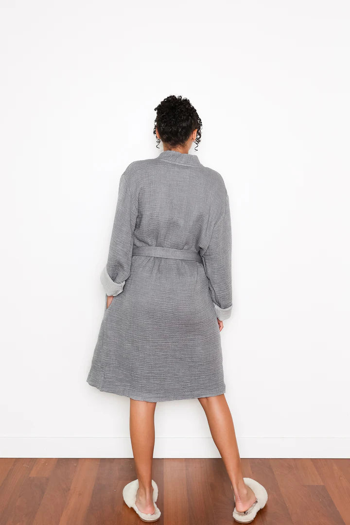 The Quest Robe | grey