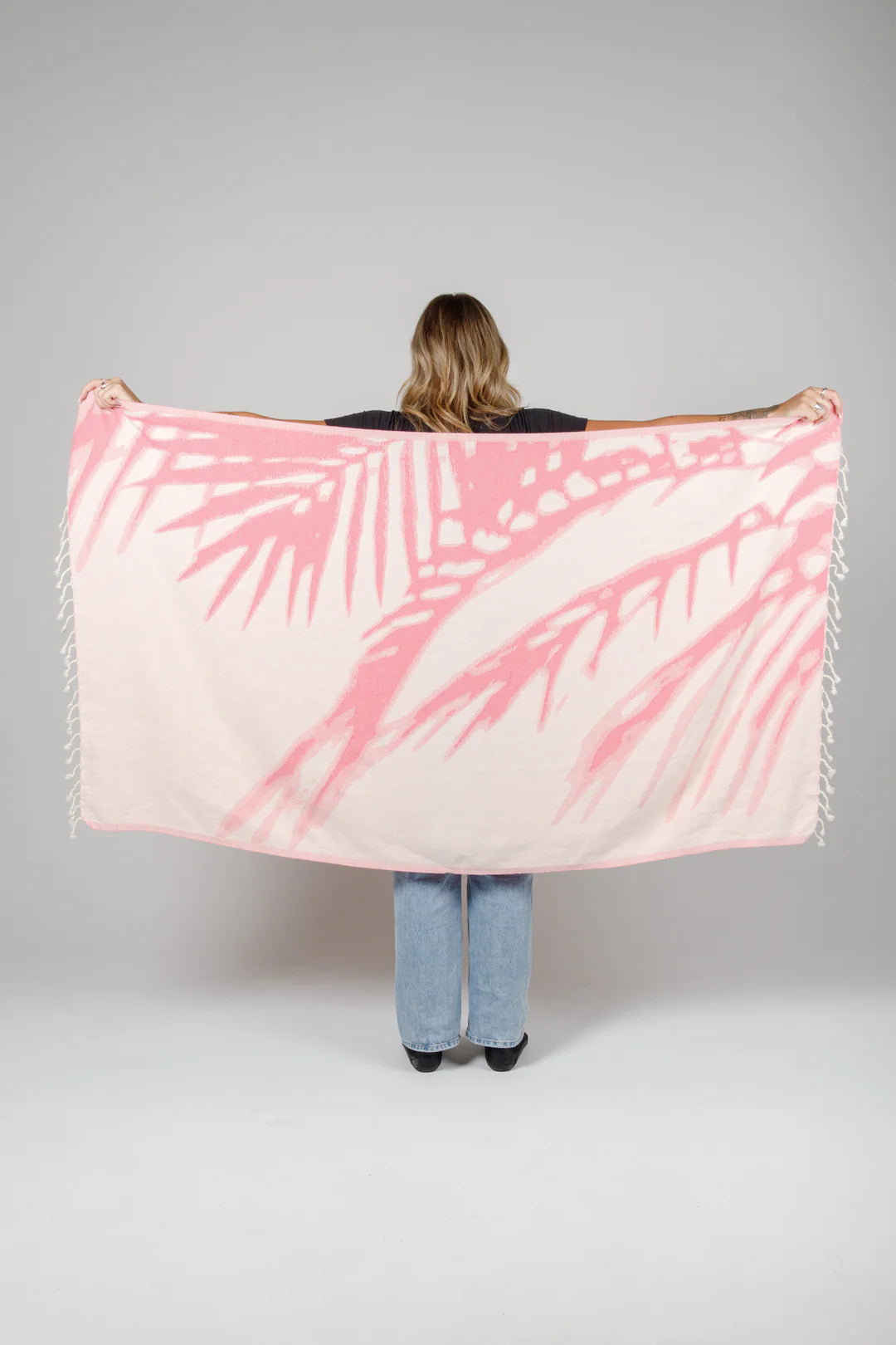 Tofino Towel | The Somers Palm Turkish Towel | pink