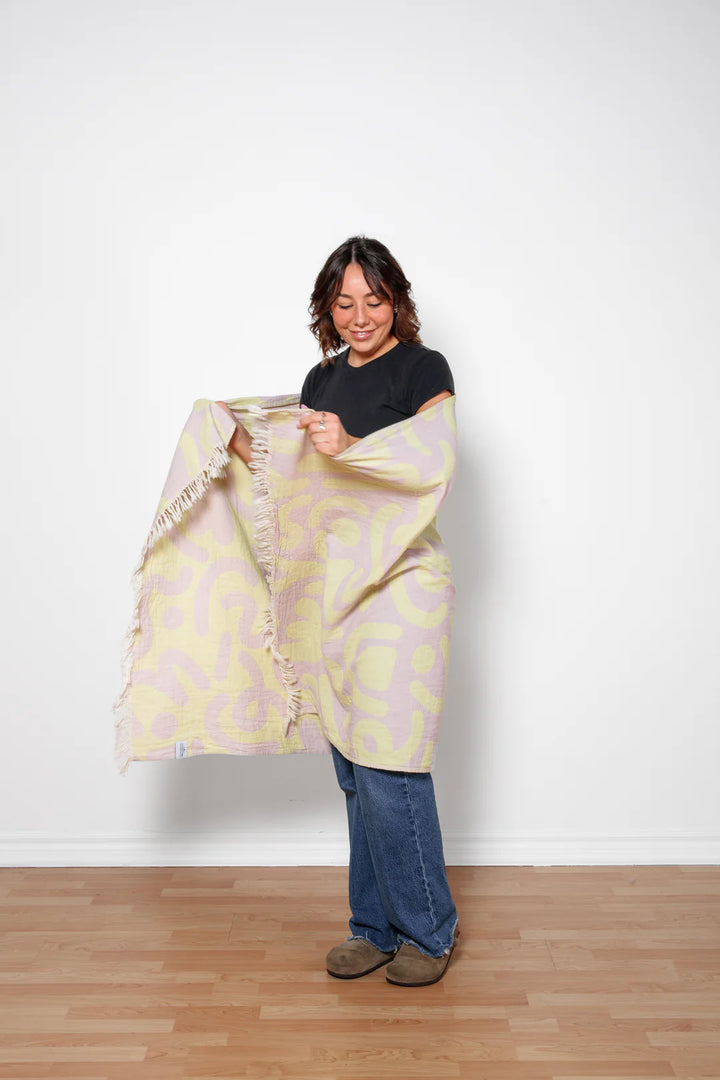 TOFINO TOWEL | THE DREW DOODLE TURKISH TOWEL | LIME