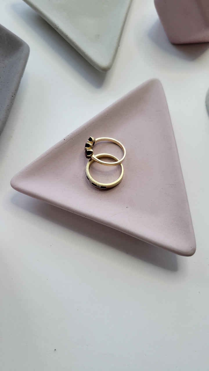 Concrete Triangle Dish - Pink