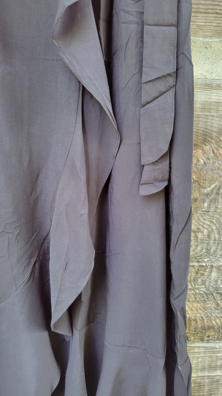 Lofty Manner | Vanessa Black Dress