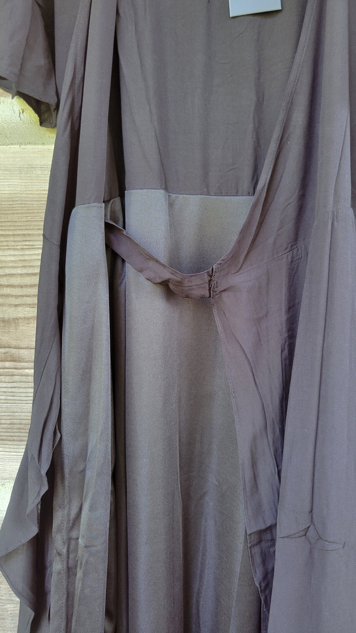 Lofty Manner | Vanessa Black Dress