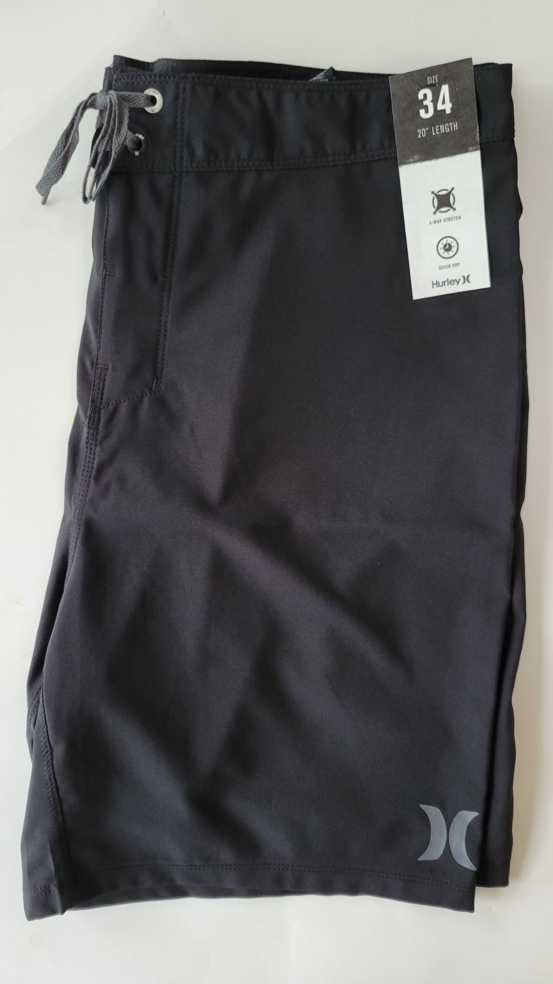 Hurley | Men's One and Only Solid 20" Boardshorts - Black