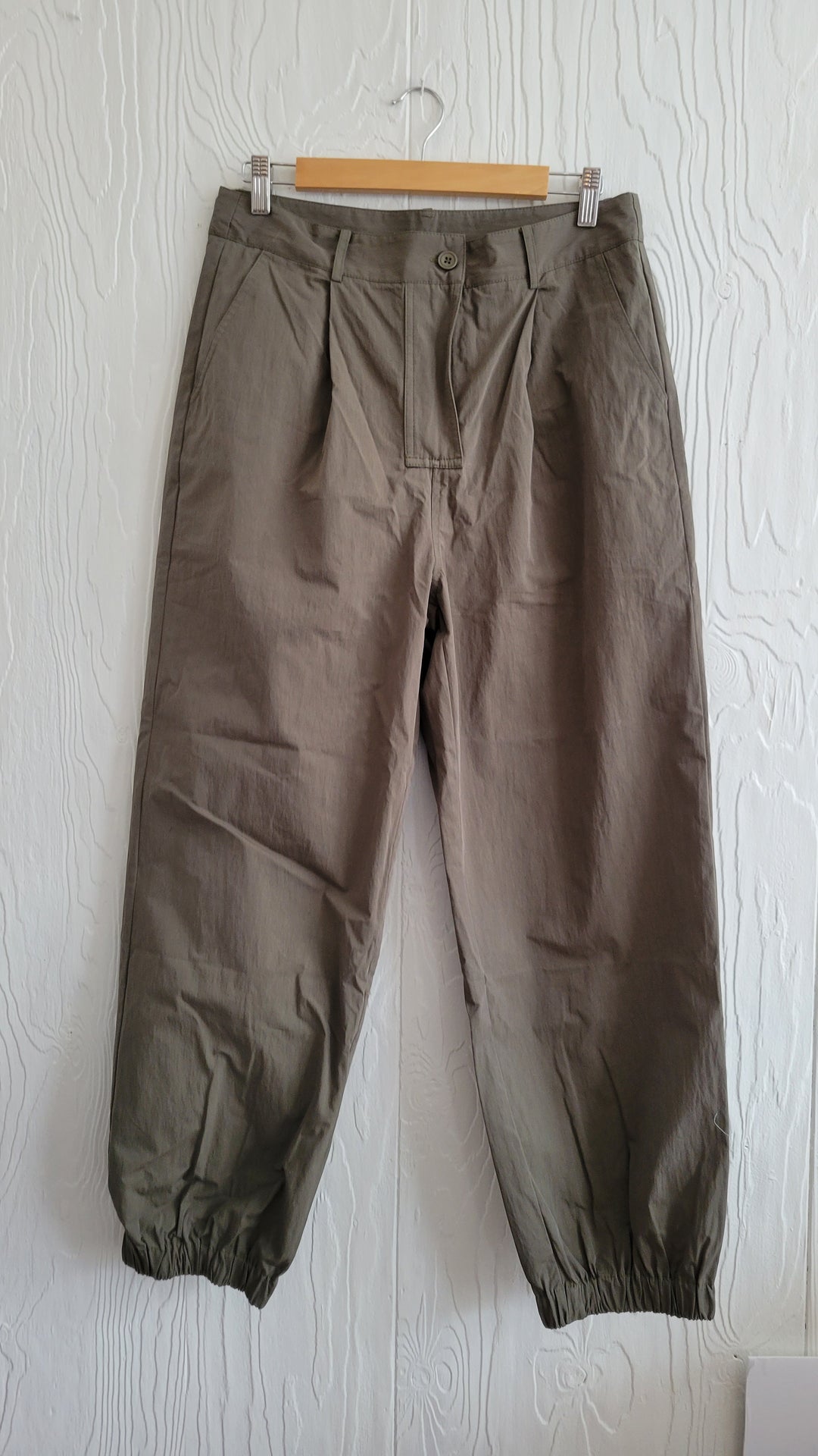 The Korner | Khaki Pants