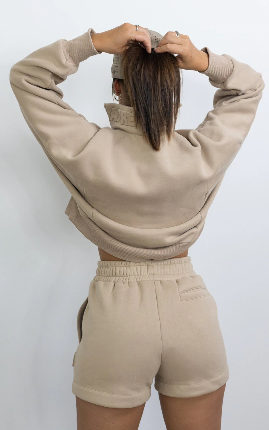 Apres Shorts - Champagne