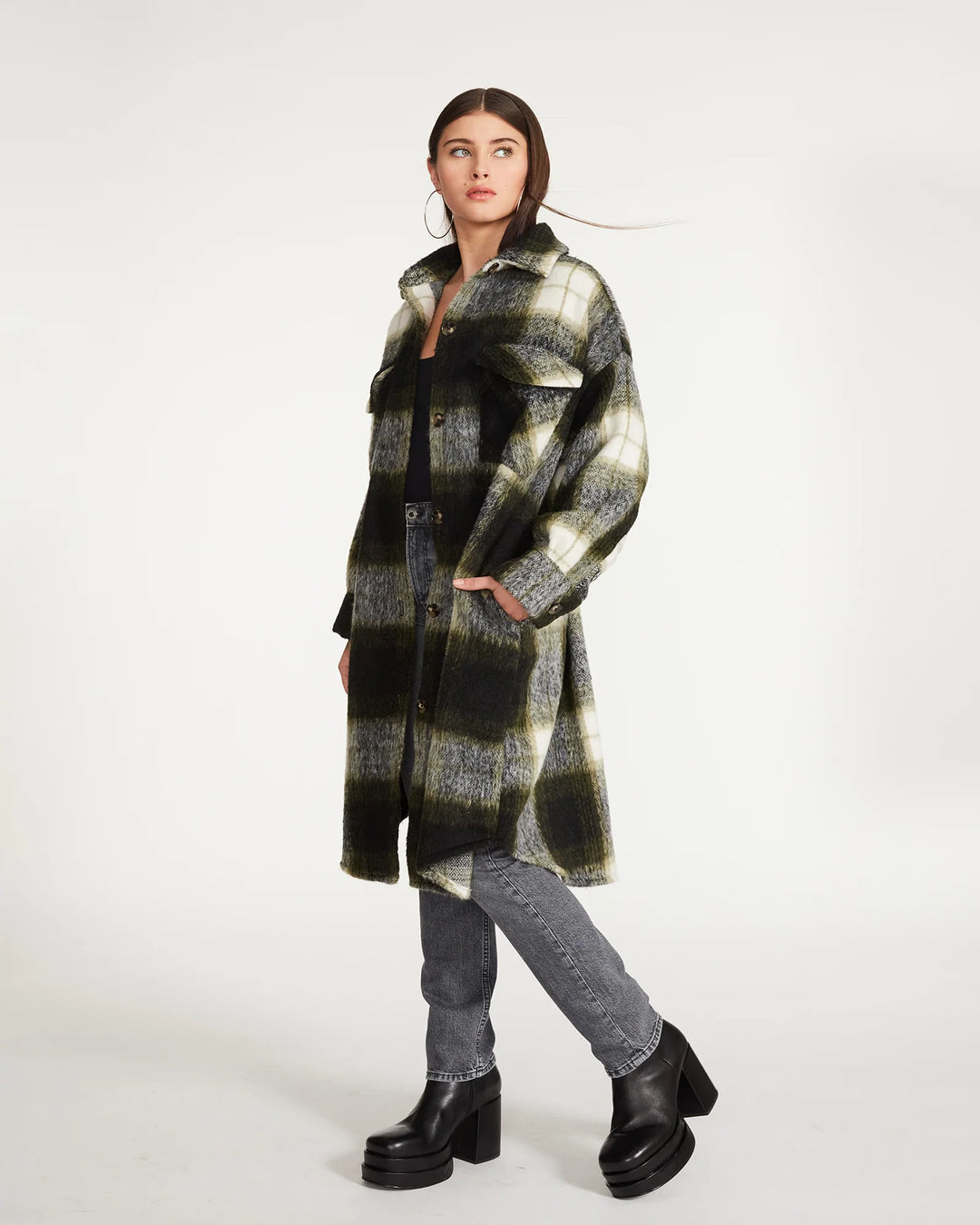 STEVE MADDEN | Chloe Shacket | Olive