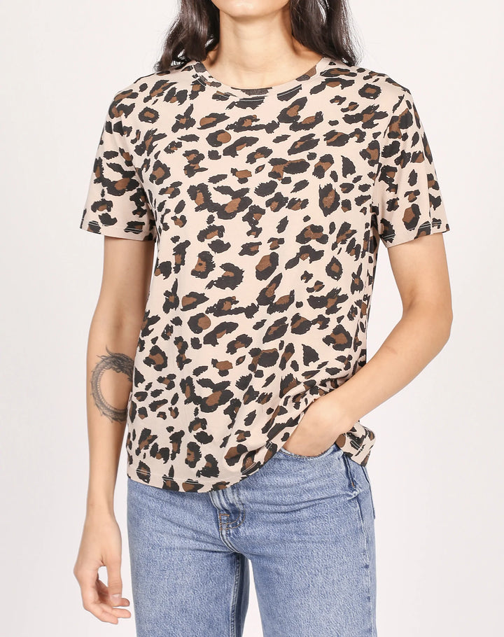 BRUNETTE THE LABLE | The Boxy Crew Neck Tee | Tan Leopard