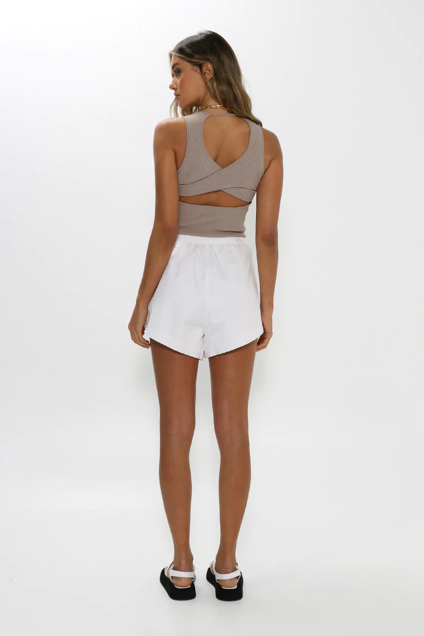 MADISON THE LABEL - Devon Knit Top | Taupe