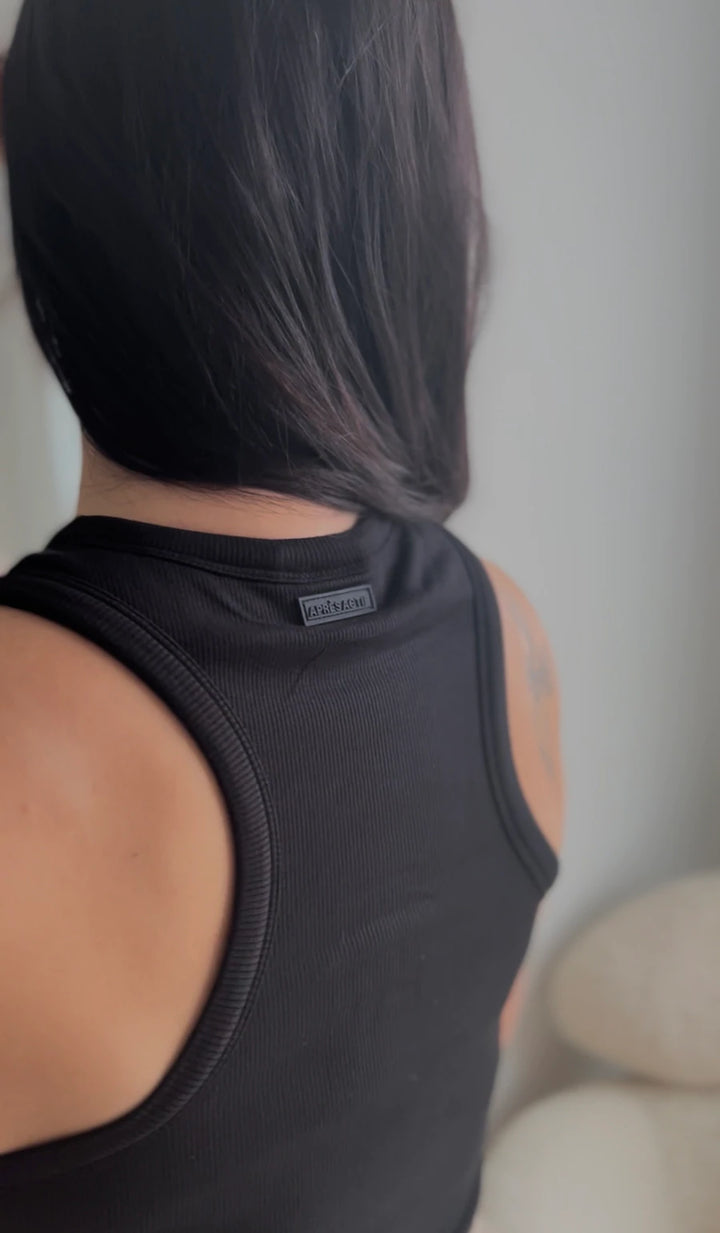 Essential Ribbed Crop Tank - Black