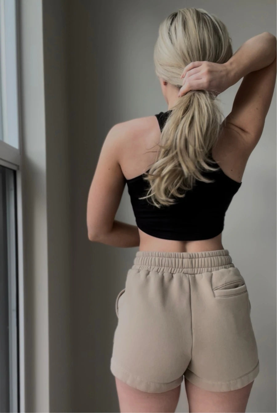 Essential Ribbed Crop Tank - Black