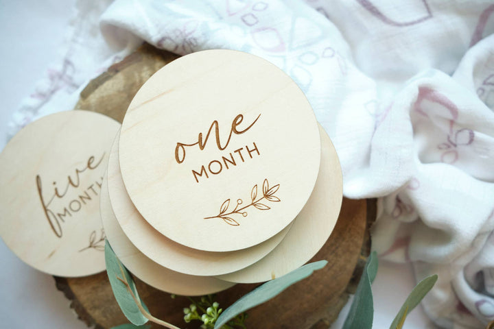 Wooden Monthly Milestone Discs